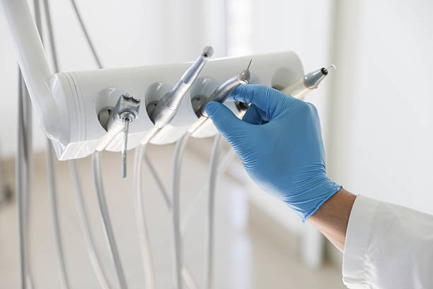 Professional Tooth Extraction technician working in San Antonio, TX